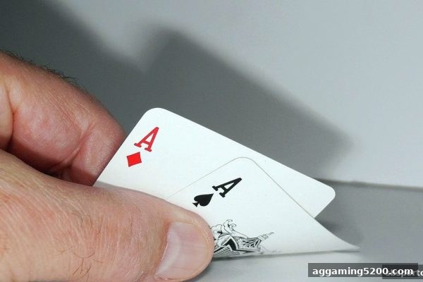 德州扑克制胜秘籍：sb体育带你玩转底牌选择与看盘博弈